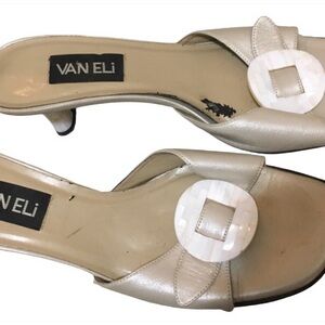 YOUR VANELi  MARBLE KITTEN HEEL SLIP ON SANDLE CREAM  & WARM TAUPE